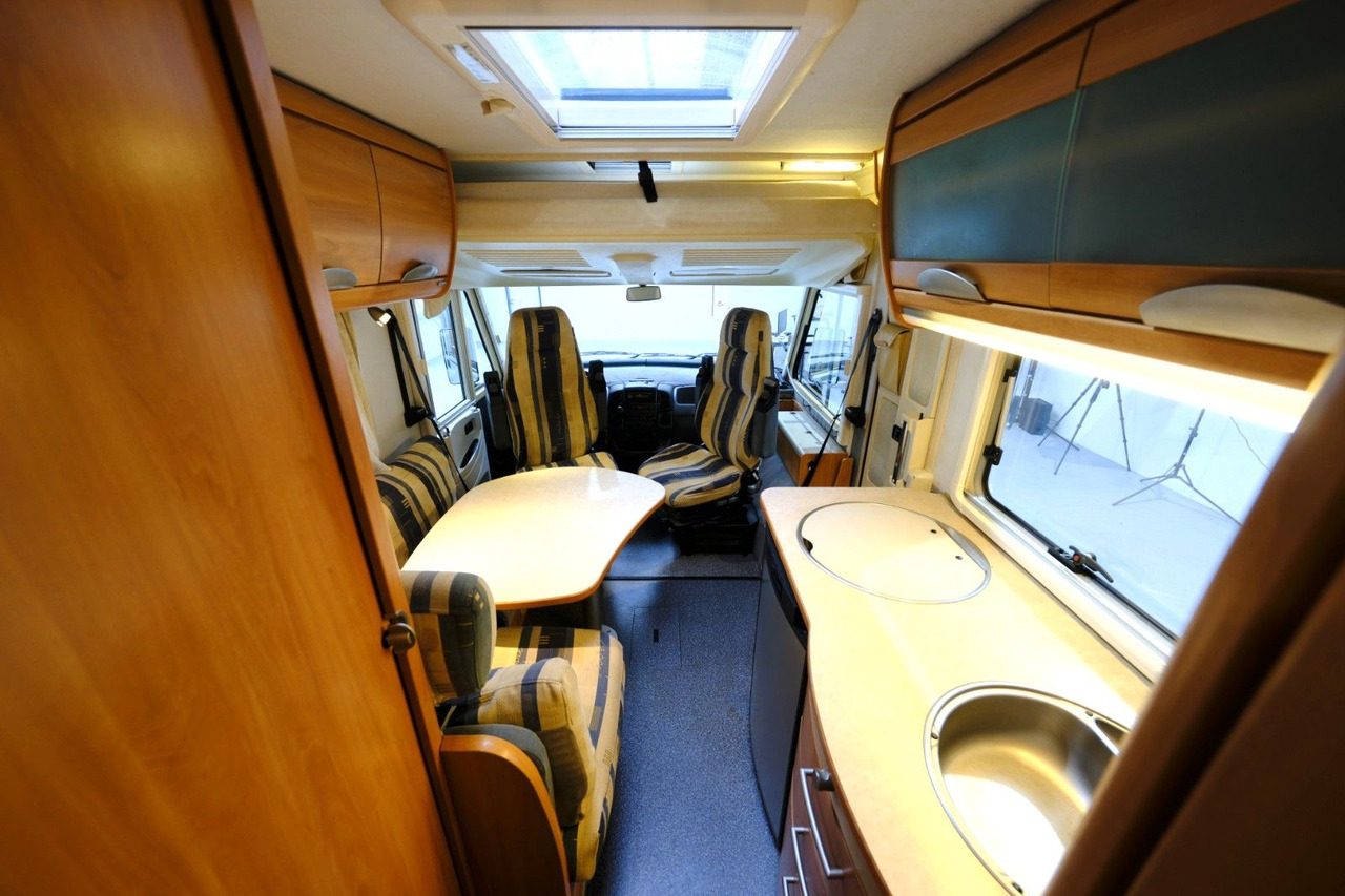 Autocaravana integral HYMER / ERIBA / HYMERCAR B 504/Festbett+Hubbett/Klima/Solar/DPF-Grün: foto 14