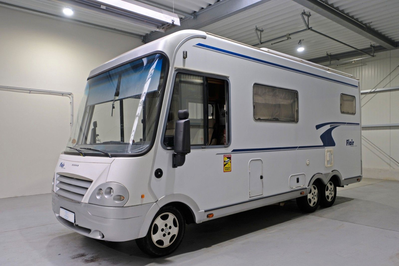 Niesmann + Bischoff Flair I 6700 TA/Festbett+Hubbett/Klima/Solar - Autocaravana integral: foto 2 Niesmann + Bischoff Flair I 6700 TA/Festbett+Hubbett/Klima/Solar - Autocaravana integral: foto 2