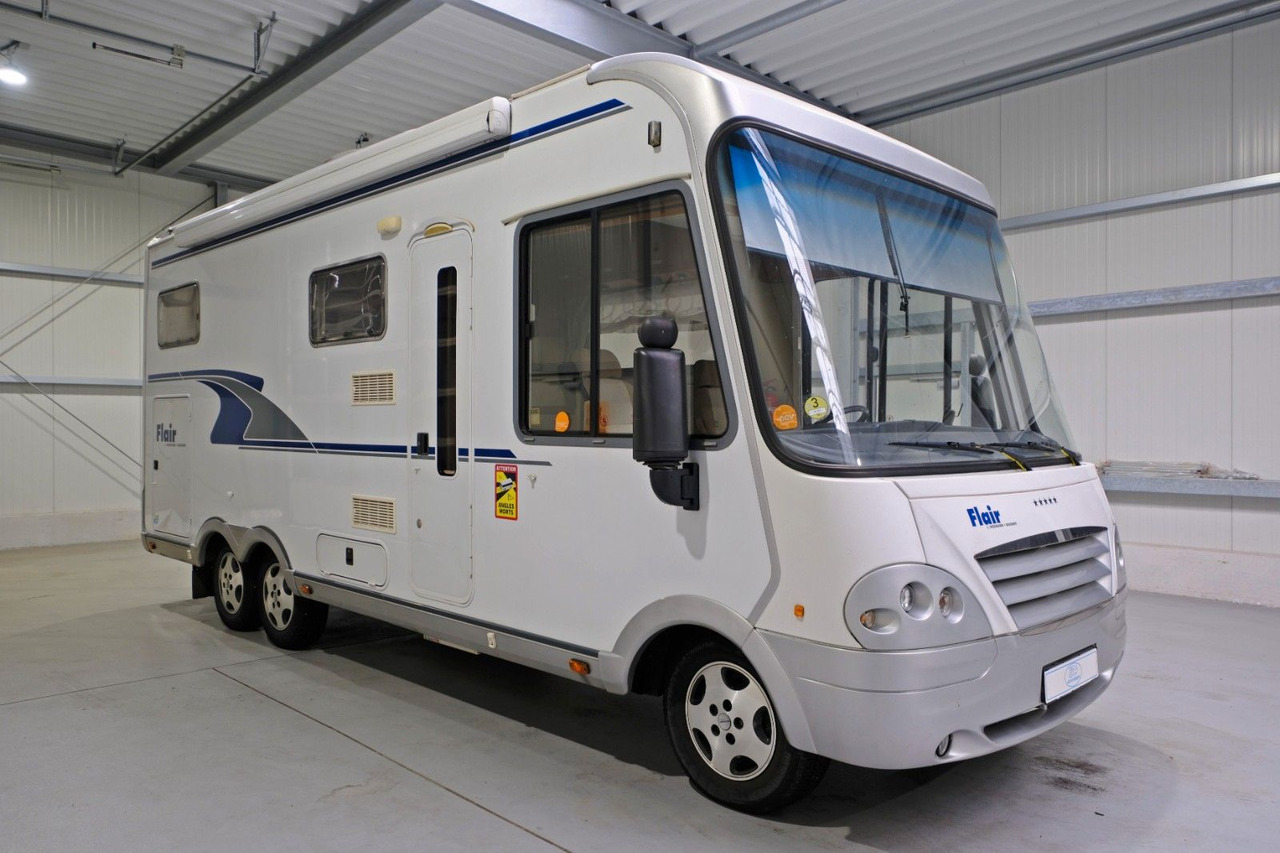 Niesmann + Bischoff Flair I 6700 TA/Festbett+Hubbett/Klima/Solar - Autocaravana integral: foto 1 Niesmann + Bischoff Flair I 6700 TA/Festbett+Hubbett/Klima/Solar - Autocaravana integral: foto 1