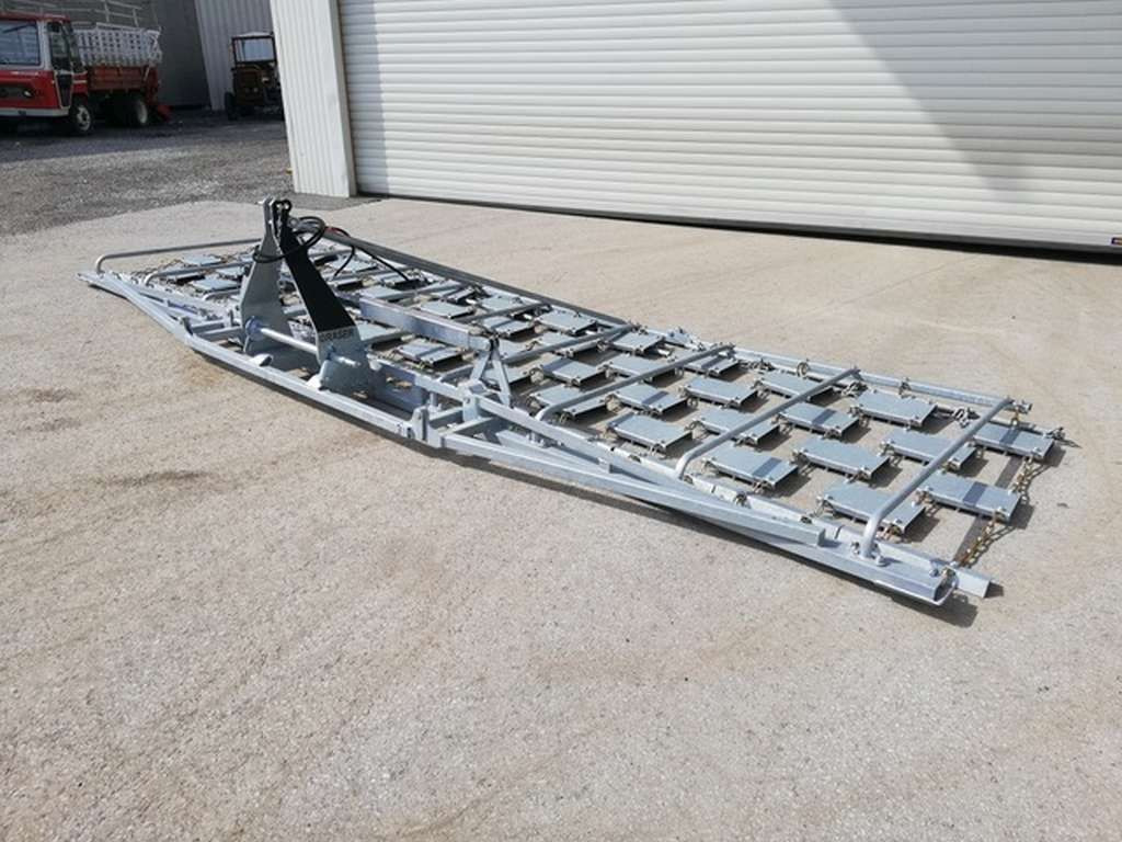 Graser Goren Wiesenegge Hydraulisch (23187) - Rastra de cadenas: foto 3 Graser Goren Wiesenegge Hydraulisch (23187) - Rastra de cadenas: foto 3