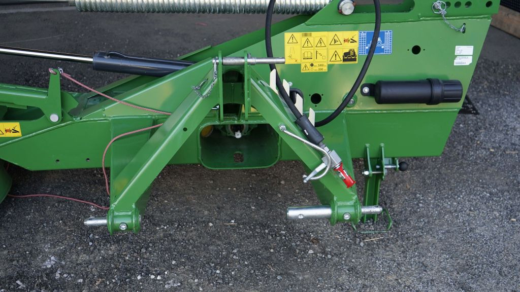 Krone EasyCut R 320 (20704) - Segadora: foto 2 Krone EasyCut R 320 (20704) - Segadora: foto 2