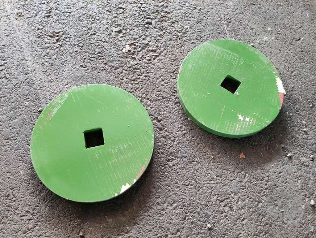 Krone Radgewichte zu Doppelschwader (14269) - Piezas de recambio para Henificadora: foto 1 Krone Radgewichte zu Doppelschwader (14269) - Piezas de recambio para Henificadora: foto 1