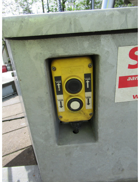 Remolque caja cerrada E.S.V.E AWK 2000 Kipper Gesloten Vloeistof Container Slib Kolk: foto 9 Remolque caja cerrada E.S.V.E AWK 2000 Kipper Gesloten Vloeistof Container Slib Kolk: foto 9