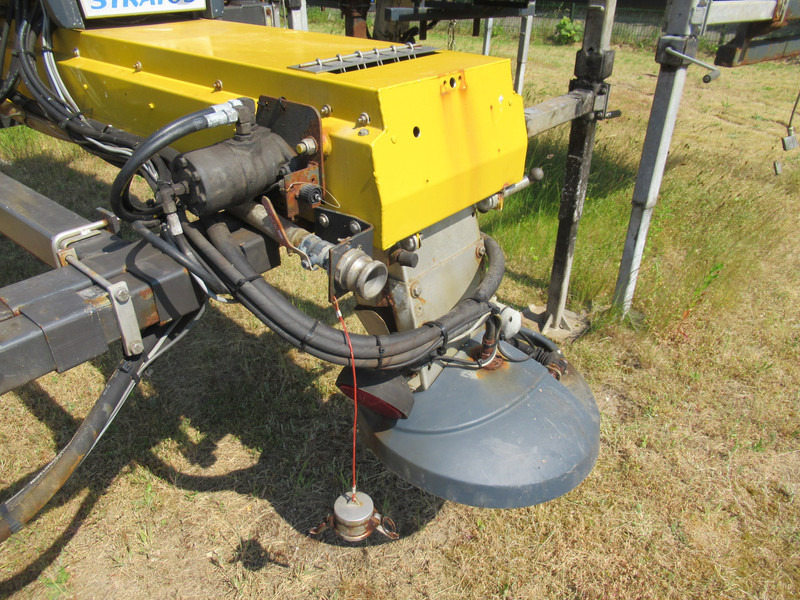 NIDO STRATOS B11-24 PAXN 1,1 m3 + 500L Zoutstrooier Salzstreuer - Esparcidor de sal: foto 3 NIDO STRATOS B11-24 PAXN 1,1 m3 + 500L Zoutstrooier Salzstreuer - Esparcidor de sal: foto 3