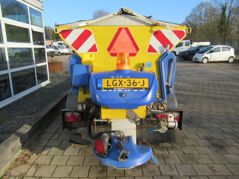 NIDO Stratos B17KR-21 AWCLN-350 1,7m3 + 850 L. Salzstreuer Saltspreader Zoutstrooier - Esparcidor de sal: foto 4 NIDO Stratos B17KR-21 AWCLN-350 1,7m3 + 850 L. Salzstreuer Saltspreader Zoutstrooier - Esparcidor de sal: foto 4