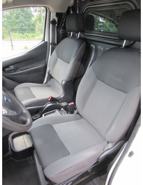 Furgoneta pequeña, Furgoneta eléctrica Nissan E-NV200 Optima 24KW/H: foto 9 Furgoneta pequeña, Furgoneta eléctrica Nissan E-NV200 Optima 24KW/H: foto 9