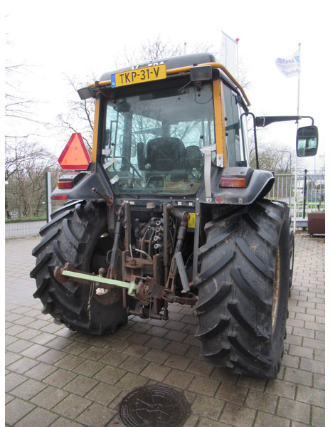 Valtra 700 4x2 VALMET - Tractor: foto 5 Valtra 700 4x2 VALMET - Tractor: foto 5