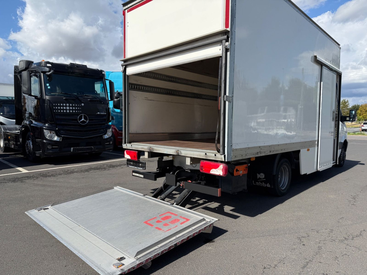 Mercedes-Benz Sprinter II 516 CDI /Automatik/LBW/Koffer/Kamera - Furgoneta caja cerrada: foto 3 Mercedes-Benz Sprinter II 516 CDI /Automatik/LBW/Koffer/Kamera - Furgoneta caja cerrada: foto 3