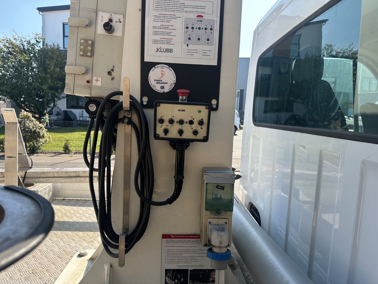 Camión con plataforma elevadora, Furgoneta Renault Master III*Steiger 12m*orig.km*Topzustand* Renault Master III/Steiger 11,2m/orig.km*Topzustand*: foto 9