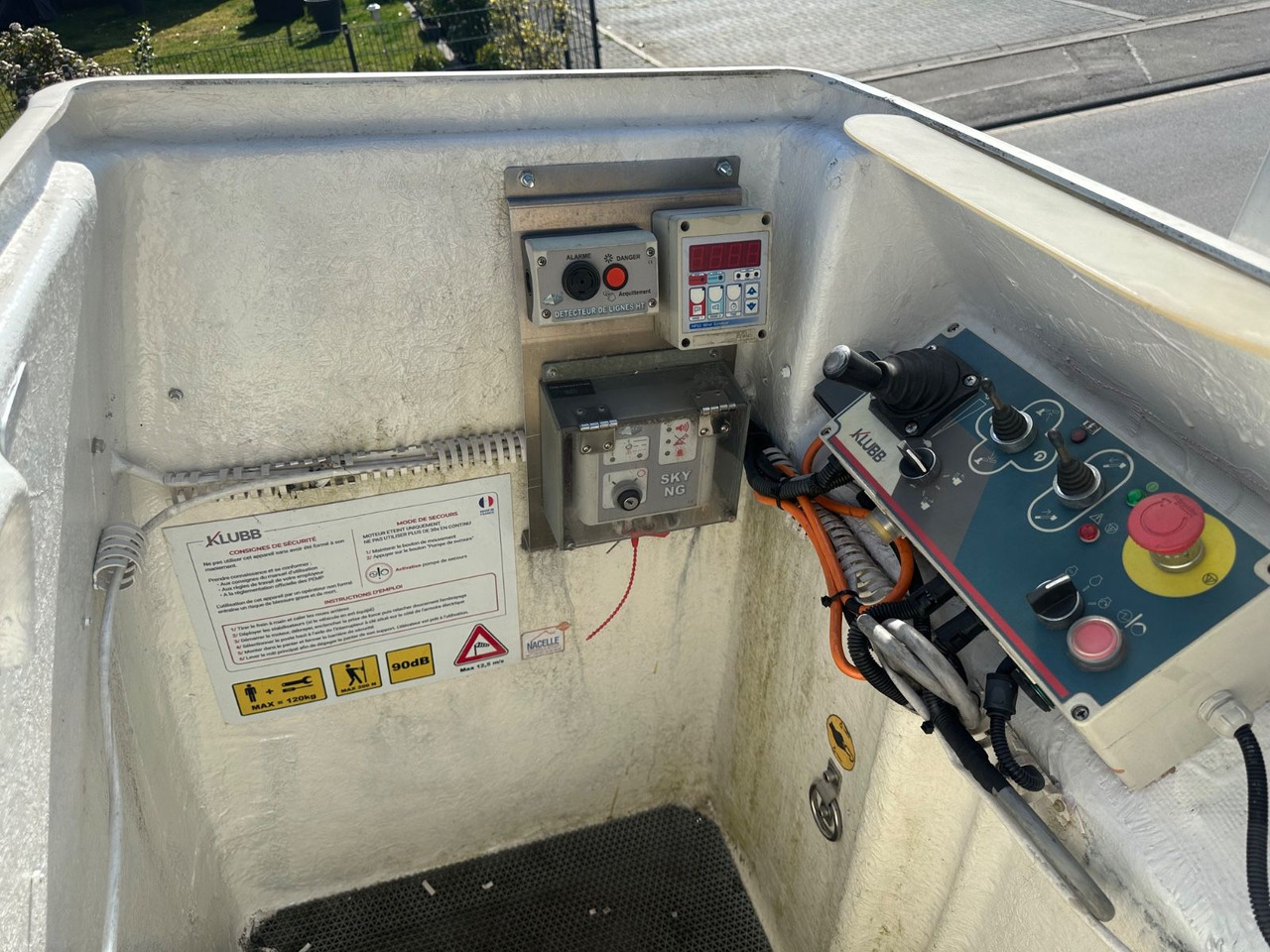 Camión con plataforma elevadora, Furgoneta Renault Master III*Steiger 12m*orig.km*Topzustand* Renault Master III/Steiger 11,2m/orig.km*Topzustand*: foto 6