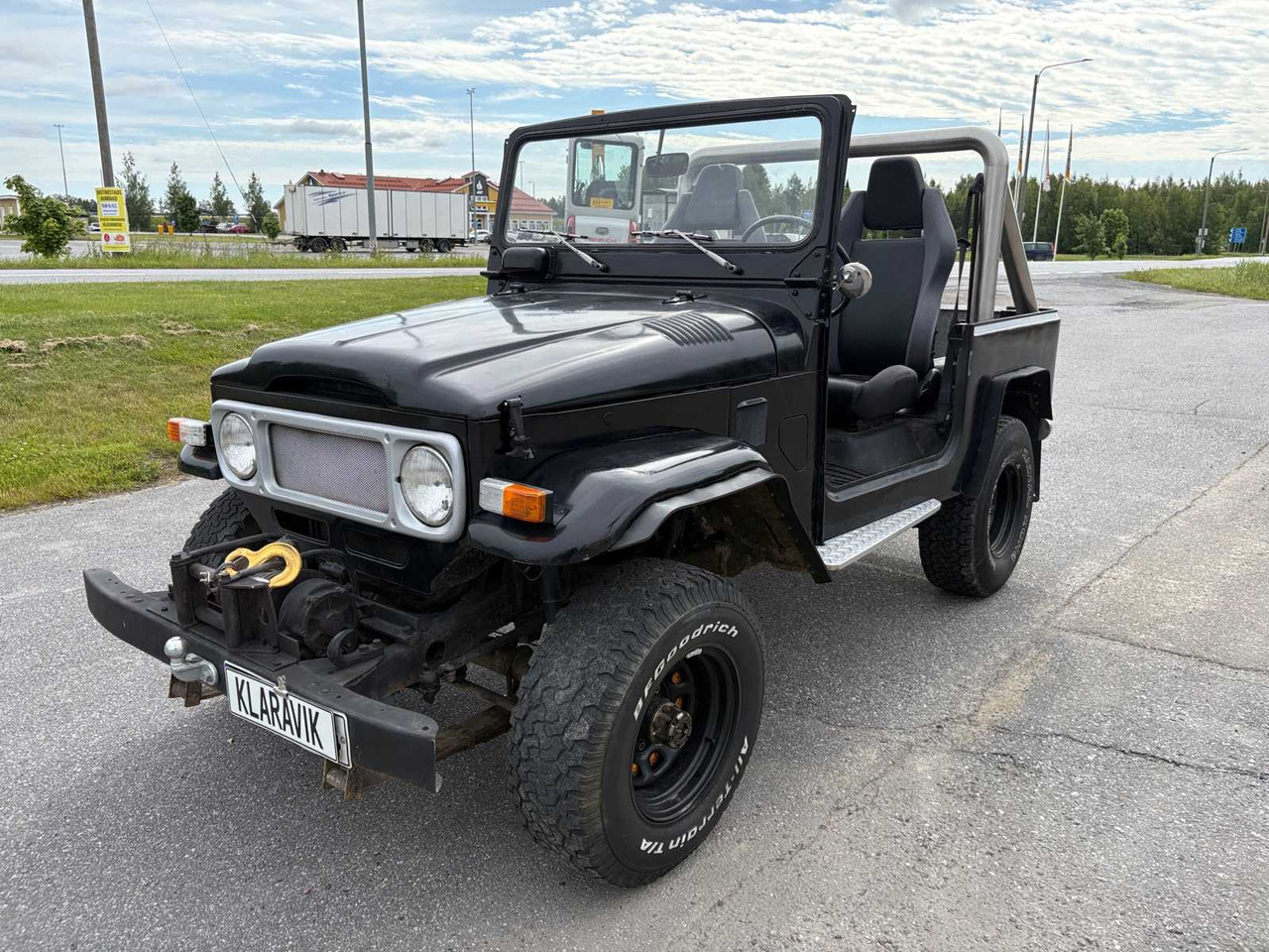 Convertible Toyota Land Cruiser BJ40 - SUV/ Todoterreno: foto 1 Convertible Toyota Land Cruiser BJ40 - SUV/ Todoterreno: foto 1