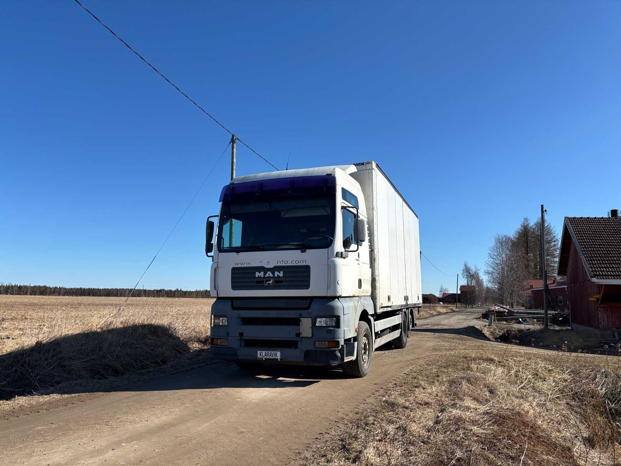 Truck Man TG460A XXL - Camión caja cerrada: foto 1 Truck Man TG460A XXL - Camión caja cerrada: foto 1