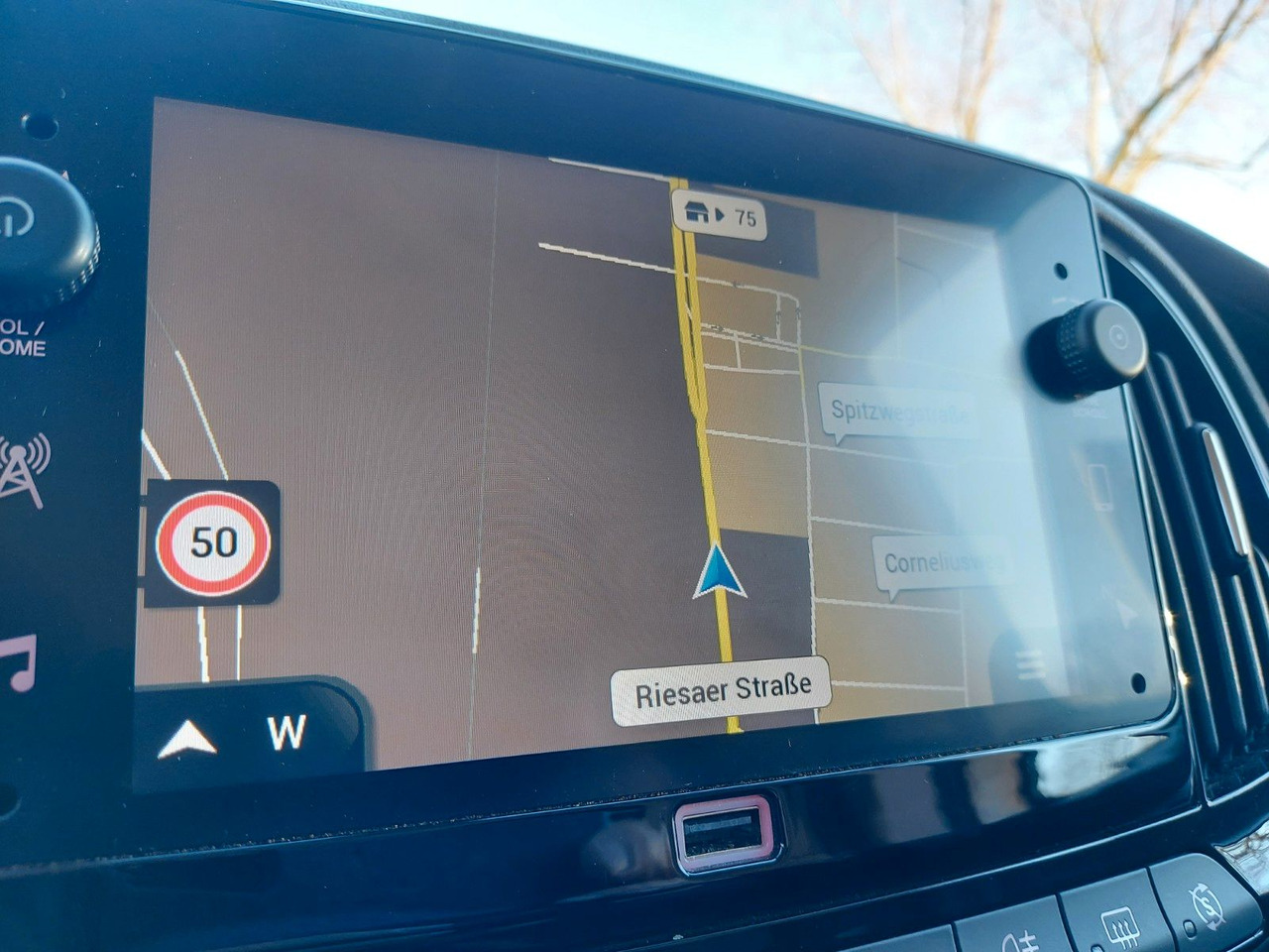 Fiat Doblo Doblò SX Kasten KLIMA DAB KAMERA NAVI - Furgoneta de pasajeros: foto 4 Fiat Doblo Doblò SX Kasten KLIMA DAB KAMERA NAVI - Furgoneta de pasajeros: foto 4