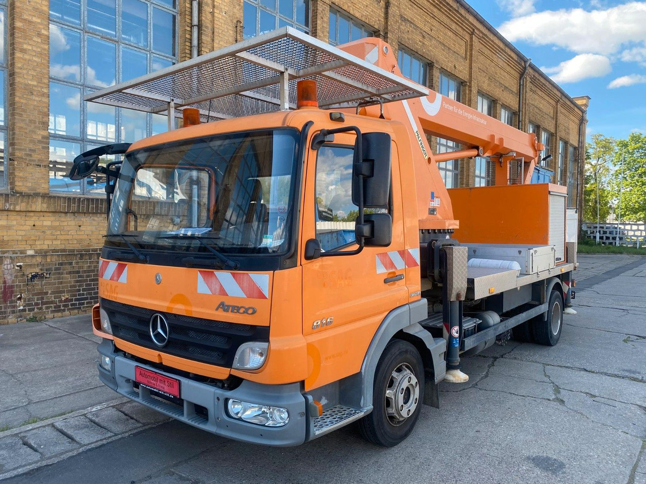 Mercedes-Benz ATEGO WUMAG ELEVANT WT230 23m TÜV - Camión con plataforma elevadora: foto 1 Mercedes-Benz ATEGO WUMAG ELEVANT WT230 23m TÜV - Camión con plataforma elevadora: foto 1