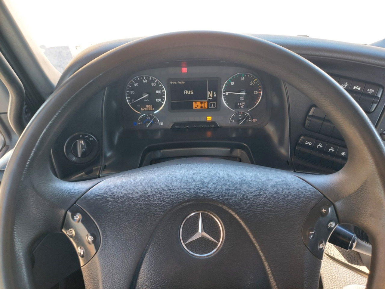 Leasing de  Mercedes-Benz Actros 6-Zyl. 2546 ABROLLKIPPER MEILER Mercedes-Benz Actros 6-Zyl. 2546 ABROLLKIPPER MEILER: foto 14