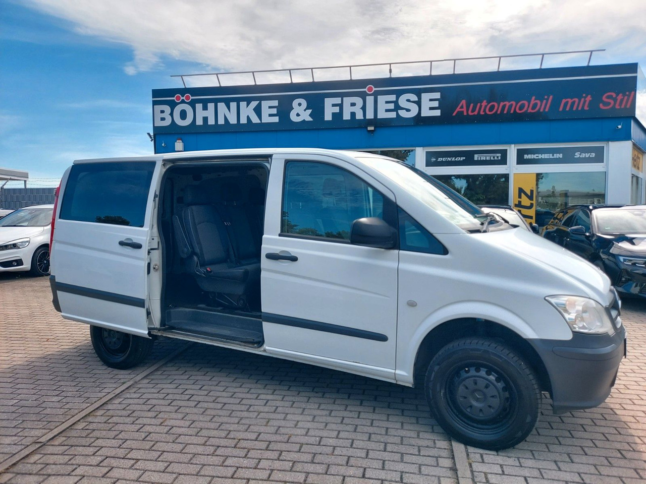 Mercedes-Benz Vito Mixto 4x4 116 CDI lang Autom. Tempo - Furgoneta de pasajeros: foto 1 Mercedes-Benz Vito Mixto 4x4 116 CDI lang Autom. Tempo - Furgoneta de pasajeros: foto 1