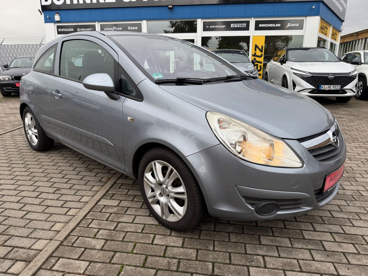 Opel Corsa D Edition KLIMA ALLWETTER REIFEN TÜV 26 - Coche: foto 2 Opel Corsa D Edition KLIMA ALLWETTER REIFEN TÜV 26 - Coche: foto 2