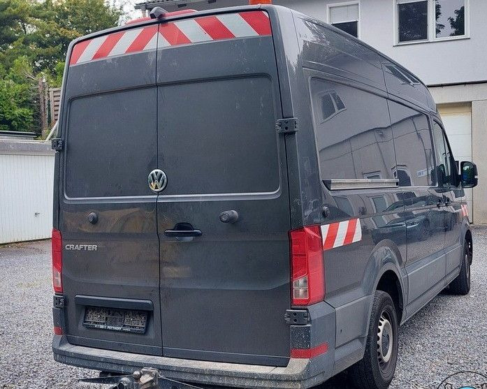 Volkswagen Crafter Kasten 35 M Lang Hochdach DSG LED AHK - Furgoneta de pasajeros: foto 3 Volkswagen Crafter Kasten 35 M Lang Hochdach DSG LED AHK - Furgoneta de pasajeros: foto 3