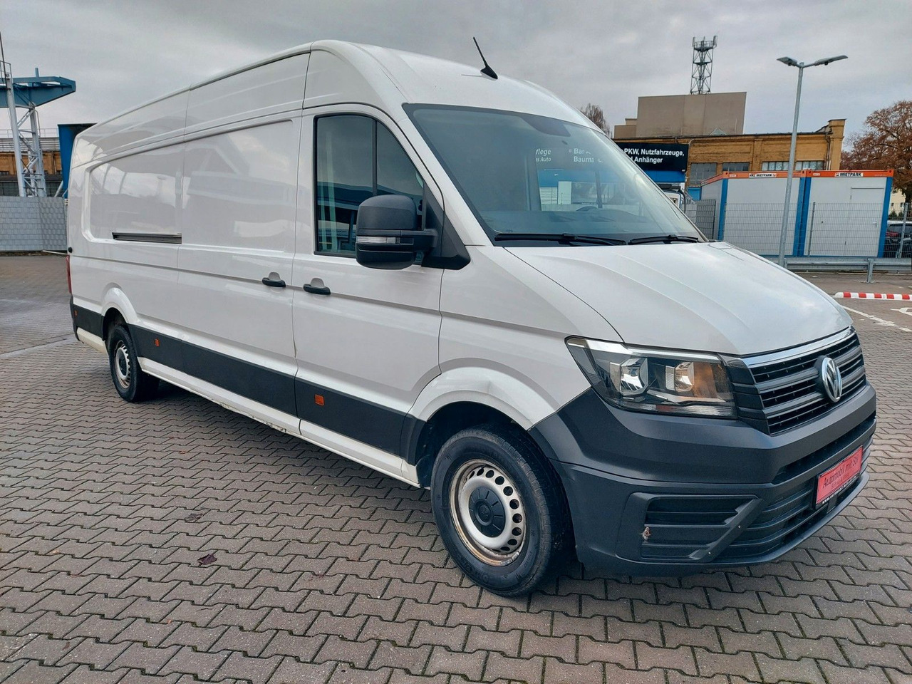 Volkswagen Crafter Kasten 35 lang plus Hochdach KLIMA - Furgoneta de pasajeros: foto 2 Volkswagen Crafter Kasten 35 lang plus Hochdach KLIMA - Furgoneta de pasajeros: foto 2