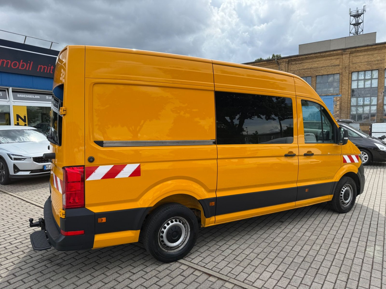Volkswagen Crafter Kasten Kasten 35 mittellang Hochdach FWD - Furgoneta de pasajeros: foto 3 Volkswagen Crafter Kasten Kasten 35 mittellang Hochdach FWD - Furgoneta de pasajeros: foto 3