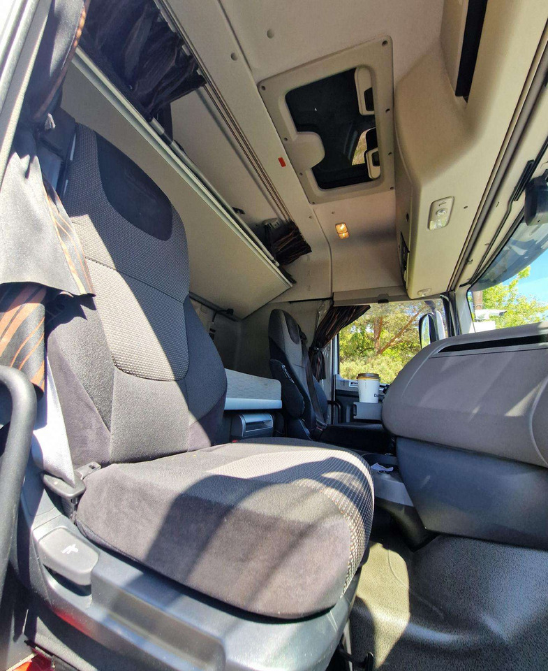 Camión lona DAF XF 530 FT: foto 16 Camión lona DAF XF 530 FT: foto 16