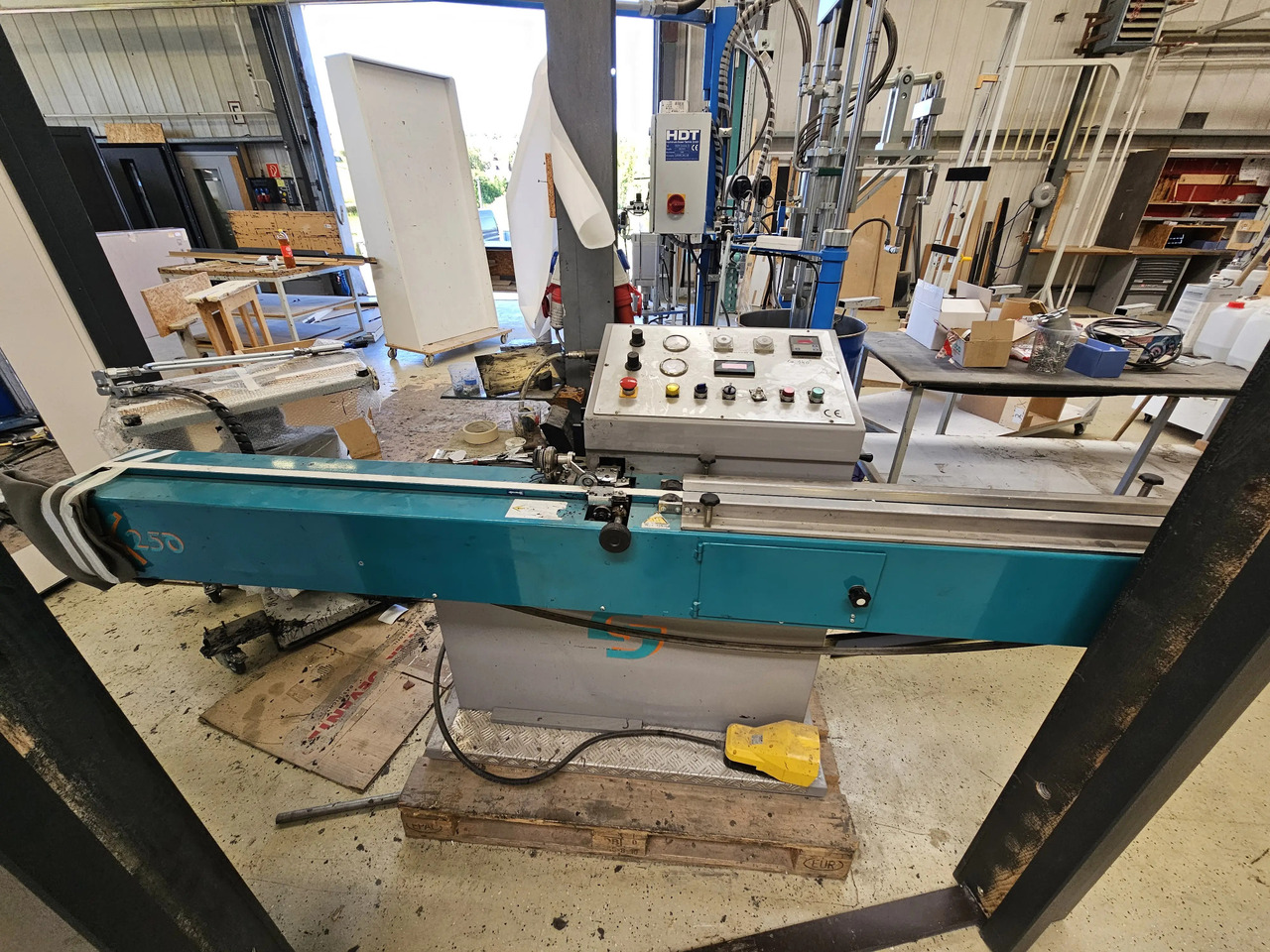 1 Stk. Butyl Extruder - Máquina herramienta: foto 1 1 Stk. Butyl Extruder - Máquina herramienta: foto 1