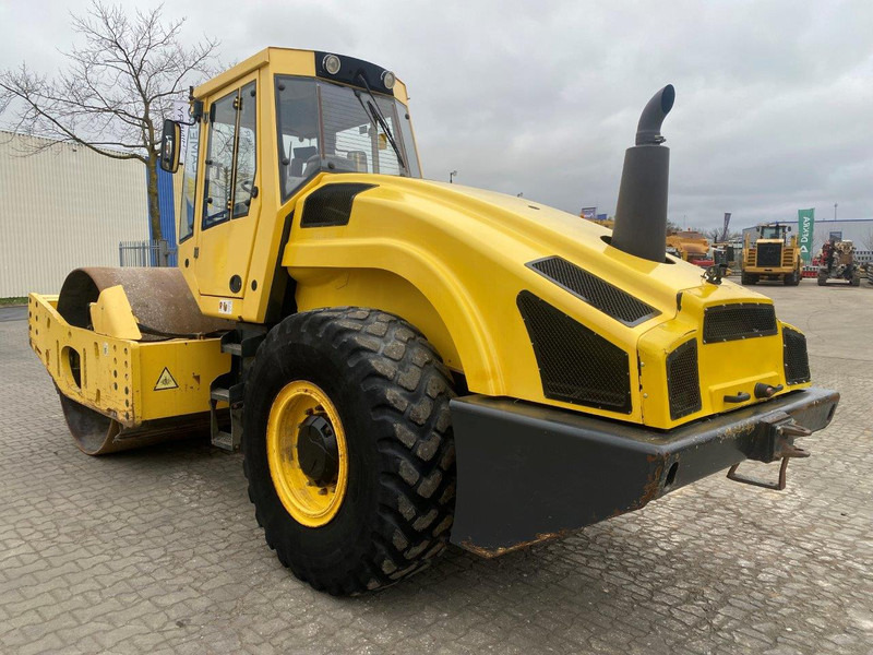 Bomag BW 219 DH-4 NVT - Rodillo: foto 1 Bomag BW 219 DH-4 NVT - Rodillo: foto 1