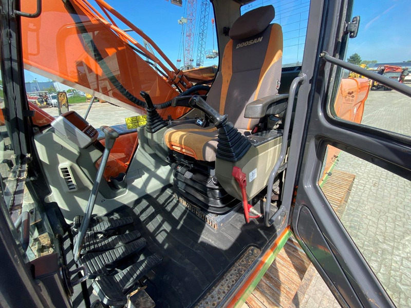Doosan DX 255 LC NVT - Excavadora de cadenas: foto 3 Doosan DX 255 LC NVT - Excavadora de cadenas: foto 3