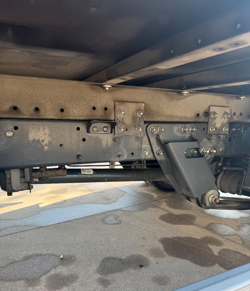 Eurocargo furgone e sponda - Camión caja cerrada: foto 4 Eurocargo furgone e sponda - Camión caja cerrada: foto 4