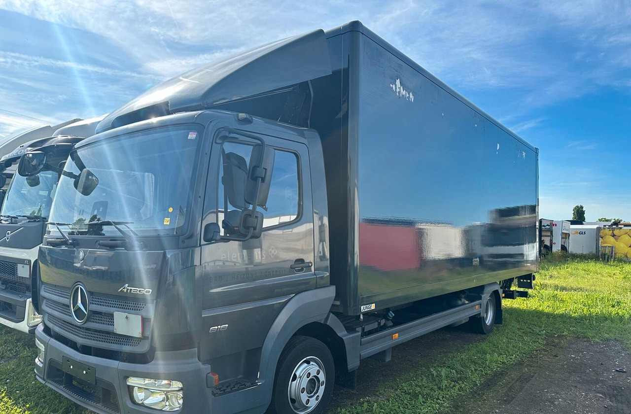 MERCEDES 818 FURGONE 7 MT E SPONDA EURO 6 - Camión caja cerrada: foto 1 MERCEDES 818 FURGONE 7 MT E SPONDA EURO 6 - Camión caja cerrada: foto 1