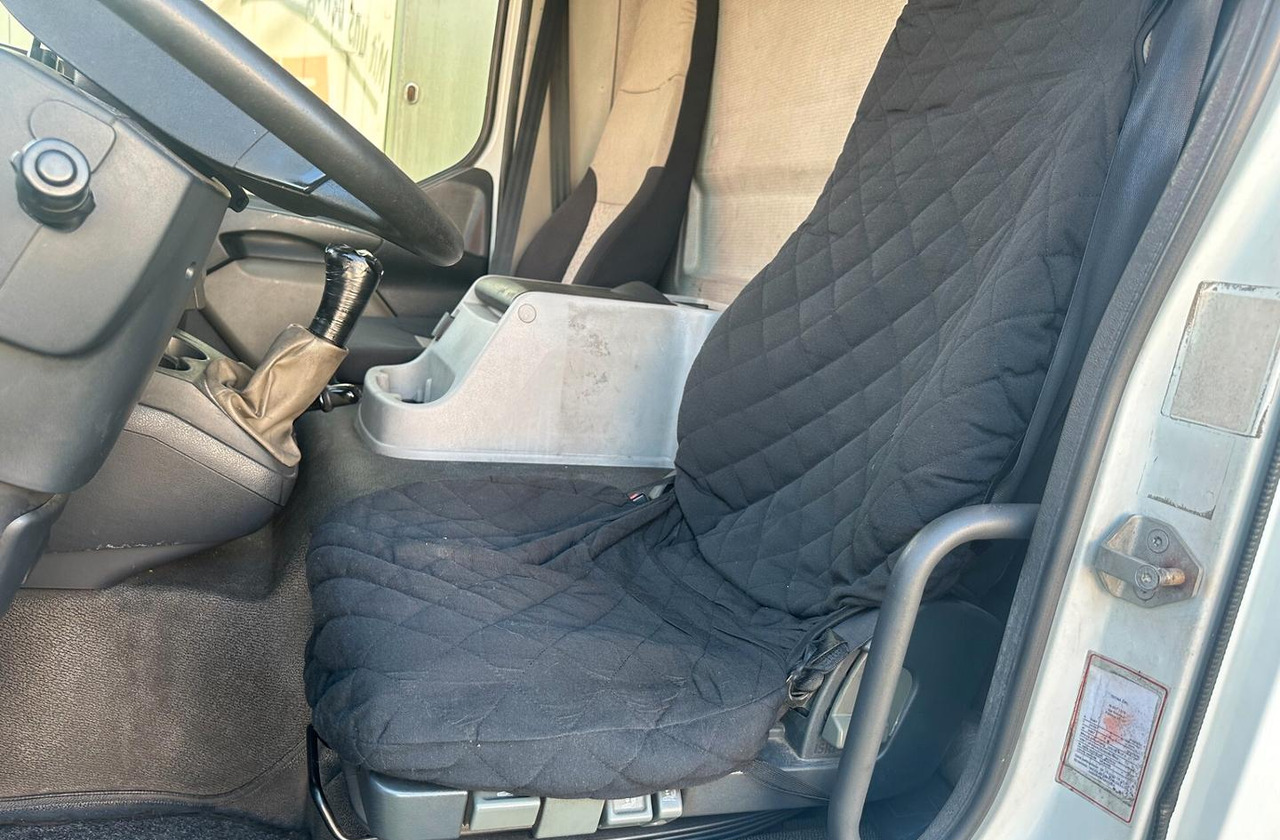 Leasing de  Renault MIDLUM 215.10 Renault MIDLUM 215.10: foto 6