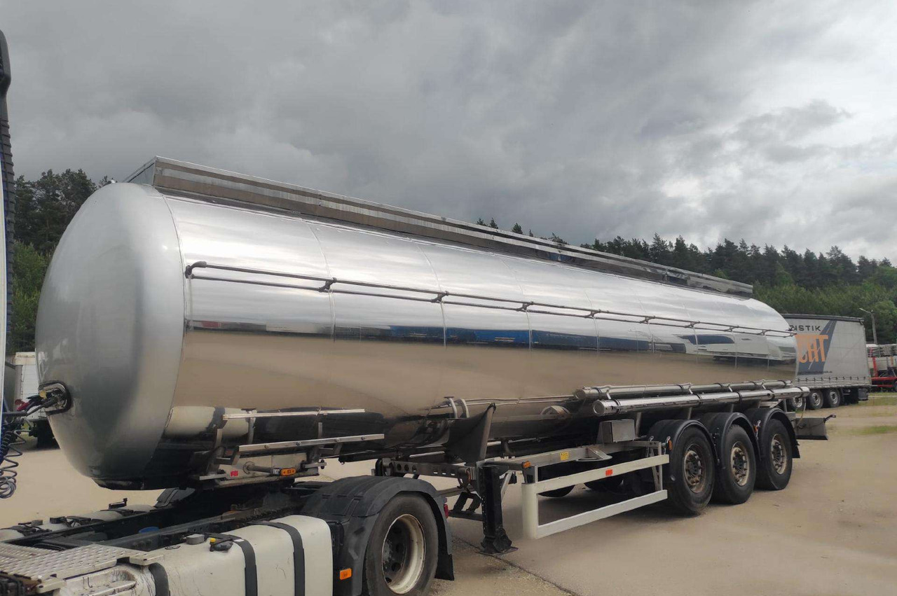Farcinox - Semirremolque cisterna: foto 1 Farcinox - Semirremolque cisterna: foto 1