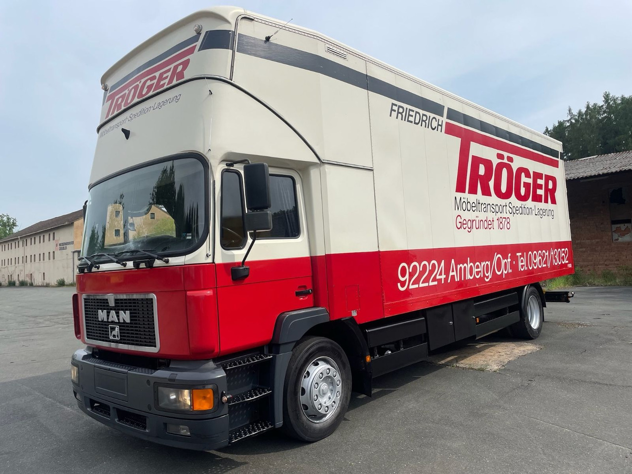 MAN 18.264 M40 Wohnmobil/4xBett/AC/Standheizung/EU2 - Autocaravana: foto 3 MAN 18.264 M40 Wohnmobil/4xBett/AC/Standheizung/EU2 - Autocaravana: foto 3