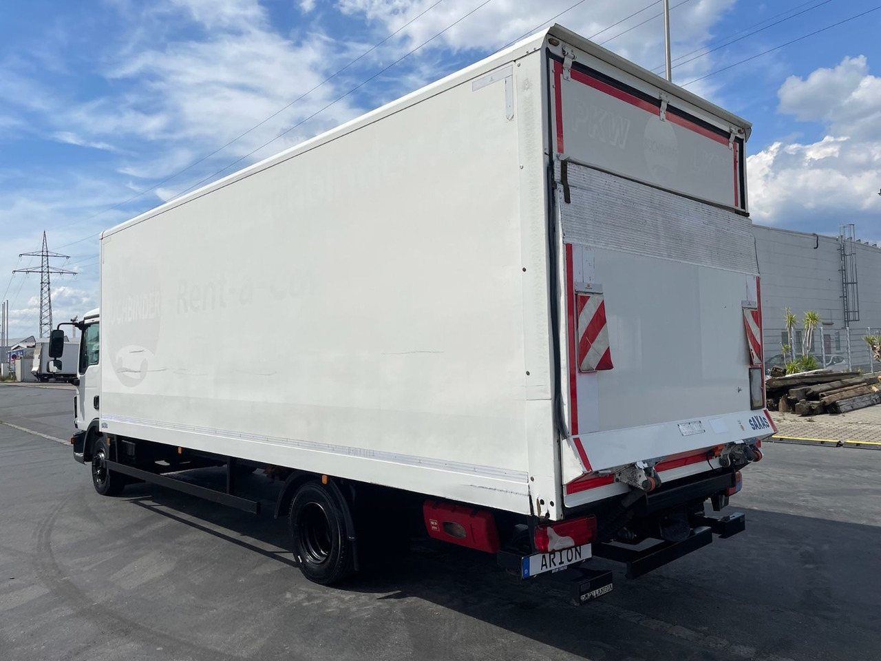 MAN TGL 12.220 4x2 BL Koffer/LBW/DHOLLANDIA/AC/EU6 - Camión caja cerrada: foto 4 MAN TGL 12.220 4x2 BL Koffer/LBW/DHOLLANDIA/AC/EU6 - Camión caja cerrada: foto 4