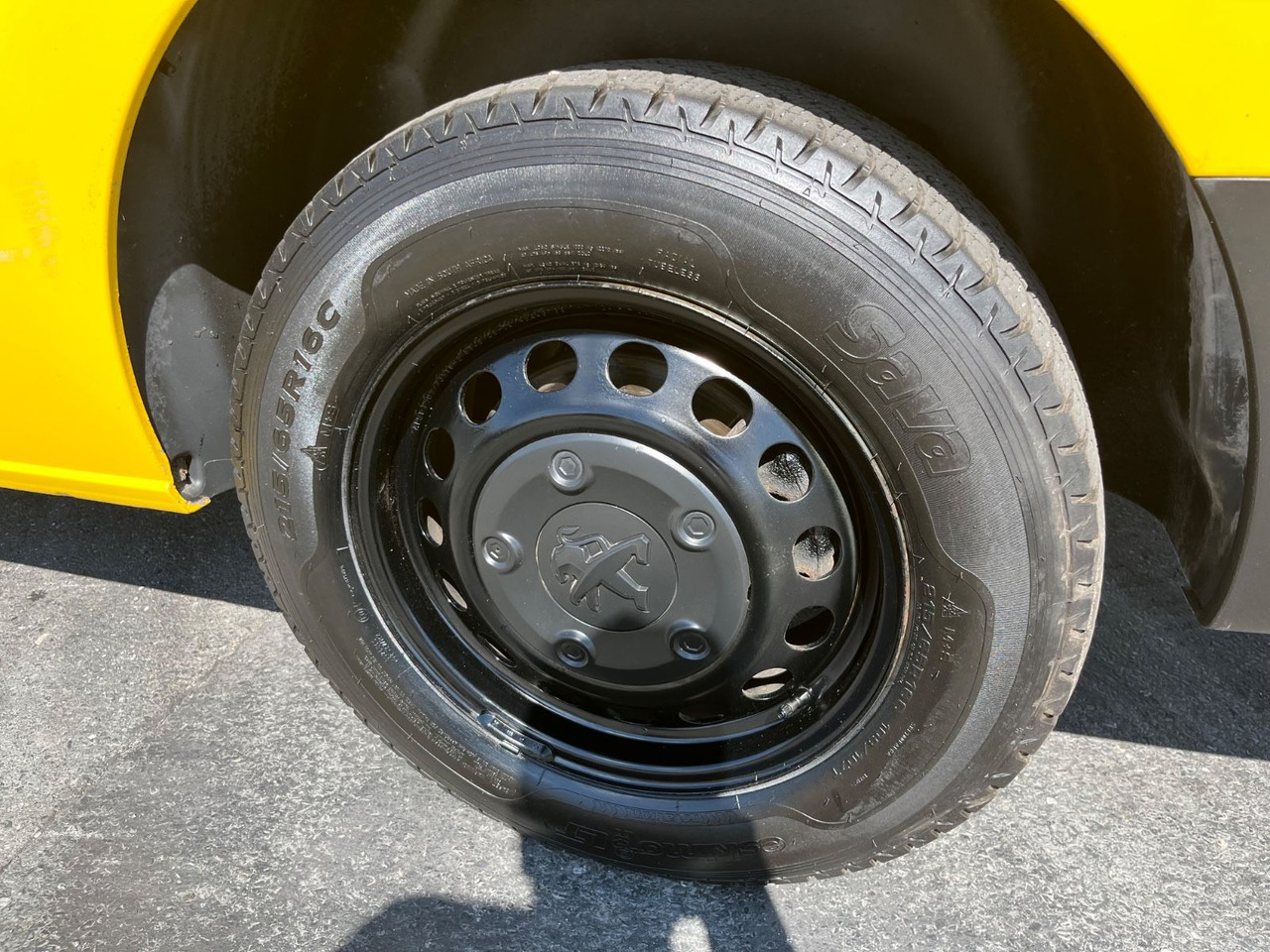 Furgoneta pequeña Peugeot Expert Box Pro L3 / 2.0 Blue HDI / More units: foto 8 Furgoneta pequeña Peugeot Expert Box Pro L3 / 2.0 Blue HDI / More units: foto 8