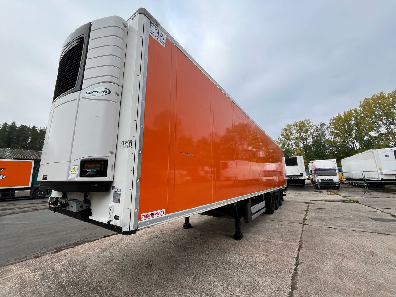 Schmitz Cargobull SCB*S3B/CARRIER/Vector1550/LBW/BÄR/2347h/13,4m - Semirremolque caja cerrada: foto 2 Schmitz Cargobull SCB*S3B/CARRIER/Vector1550/LBW/BÄR/2347h/13,4m - Semirremolque caja cerrada: foto 2