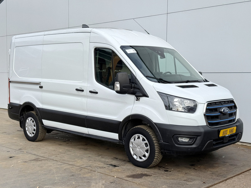 Ford E-Transit 390 75kWh 184PK Elektrisch 75kWh 334km WLTP BEV Snelladen L2H2 Climate Control Tacho Carplay Camera Stoelverwarming Parkeersensoren voor achter - Furgón, Furgoneta eléctrica: foto 4 Ford E-Transit 390 75kWh 184PK Elektrisch 75kWh 334km WLTP BEV Snelladen L2H2 Climate Control Tacho Carplay Camera Stoelverwarming Parkeersensoren voor achter - Furgón, Furgoneta eléctrica: foto 4