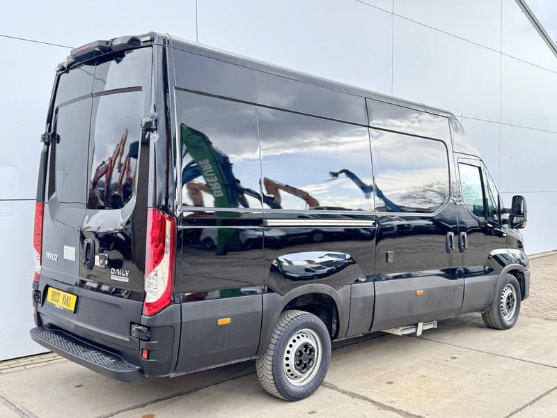 Iveco Daily 35S16 Automaat L2H2 Adaptive Cruise Control Airco 3,5t Trekhaak Navigatie - Furgón: foto 3 Iveco Daily 35S16 Automaat L2H2 Adaptive Cruise Control Airco 3,5t Trekhaak Navigatie - Furgón: foto 3