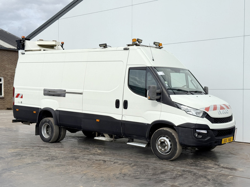 Iveco Daily 70C17 3.0 **Engine Broken** 3.0L L4H2 Dubbellucht Airco Cruise Control Dubbele Schuifdeuren Trekhaak 3.5t Tachograaf - Furgón: foto 5 Iveco Daily 70C17 3.0 **Engine Broken** 3.0L L4H2 Dubbellucht Airco Cruise Control Dubbele Schuifdeuren Trekhaak 3.5t Tachograaf - Furgón: foto 5