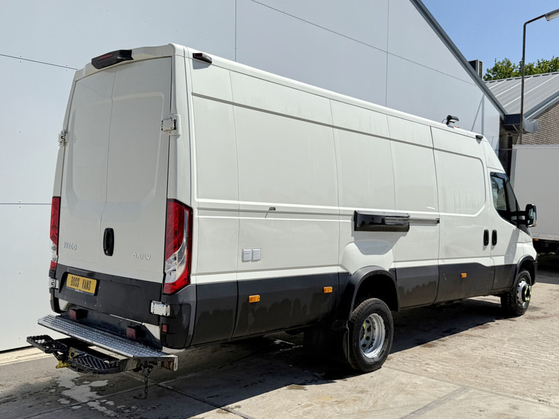 Iveco Daily 70C18 3.0L L4H2 Dubbellucht Airco Cruise Control Dubbele Schuif Oprijplaat Trekhaak Camera Tachograaf - Furgón: foto 4 Iveco Daily 70C18 3.0L L4H2 Dubbellucht Airco Cruise Control Dubbele Schuif Oprijplaat Trekhaak Camera Tachograaf - Furgón: foto 4