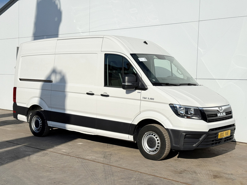 MAN TGE 3.180 2.0 TDI Laadklep Automaat L3H3 Airco Adaptieve Cruise Control Carplay Stoelverwarming - Furgón: foto 4 MAN TGE 3.180 2.0 TDI Laadklep Automaat L3H3 Airco Adaptieve Cruise Control Carplay Stoelverwarming - Furgón: foto 4