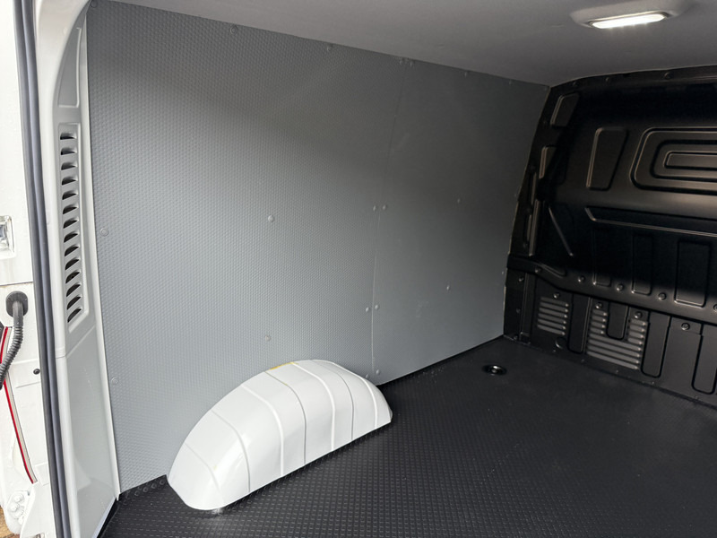 Furgoneta pequeña, Furgoneta eléctrica Maxus EDELIVER 3 122PK Nieuw! L1 SWB Elektrisch 50kWh 227km WLTP Carplay Touchscreen scherm Camera Parkeersensoren: foto 13