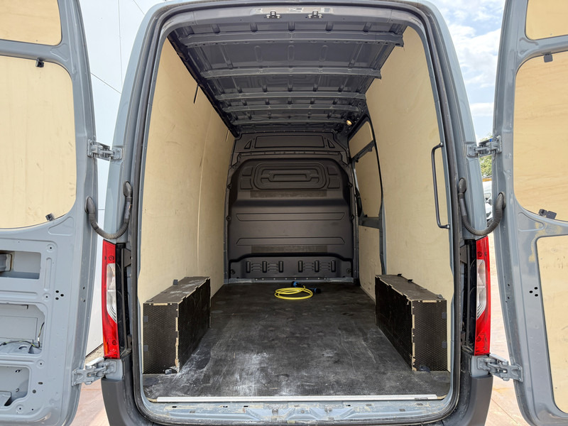 Leasing de Mercedes-Benz eSprinter 312 L2H2 Elektrisch 41kWh 135km WLTP Climate Control Camera Stoelverwarming Mercedes-Benz eSprinter 312 L2H2 Elektrisch 41kWh 135km WLTP Climate Control Camera Stoelverwarming: foto 12