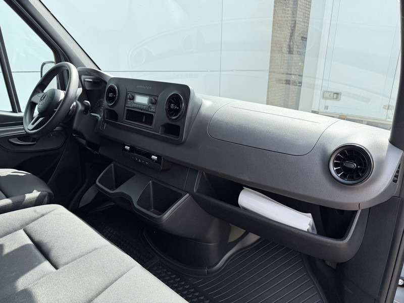 Leasing de Mercedes-Benz eSprinter 312 L2H2 Elektrisch 41kWh 135km WLTP Climate Control Camera Stoelverwarming Mercedes-Benz eSprinter 312 L2H2 Elektrisch 41kWh 135km WLTP Climate Control Camera Stoelverwarming: foto 9