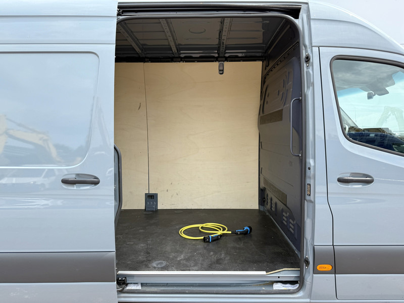 Leasing de Mercedes-Benz eSprinter 312 L2H2 Elektrisch 41kWh 135km WLTP Climate Control Camera Stoelverwarming Mercedes-Benz eSprinter 312 L2H2 Elektrisch 41kWh 135km WLTP Climate Control Camera Stoelverwarming: foto 10