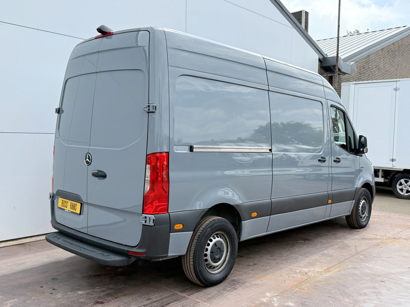 Mercedes-Benz eSprinter 312 L2H2 Elektrisch 41kWh 135km WLTP Climate Control Camera Stoelverwarming - Furgón, Furgoneta eléctrica: foto 3 Mercedes-Benz eSprinter 312 L2H2 Elektrisch 41kWh 135km WLTP Climate Control Camera Stoelverwarming - Furgón, Furgoneta eléctrica: foto 3