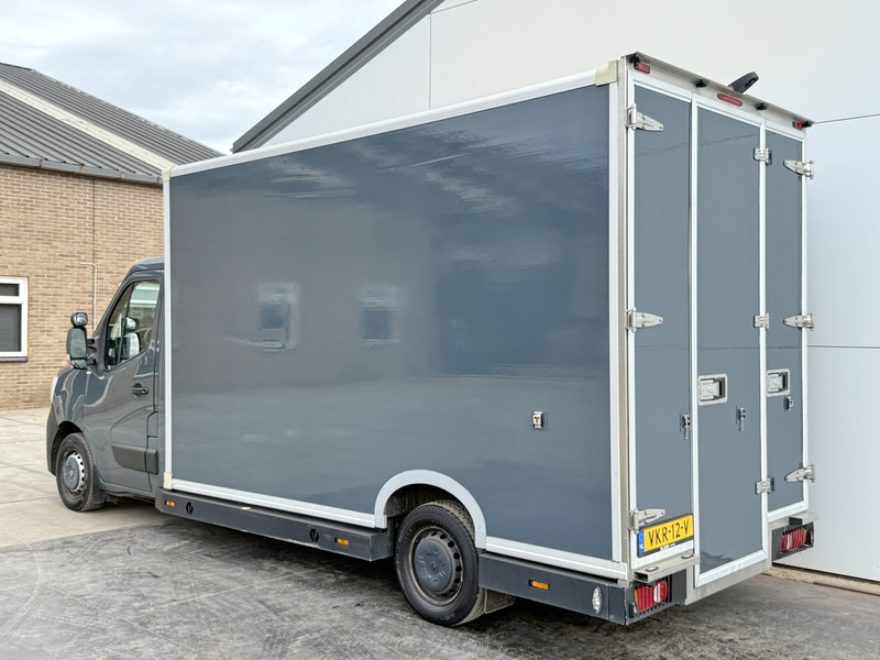 Renault Master Plancher T35 2.3 dCi 150pk Automaat APK 06-2026 Luchtvering LED Airco Cruise Control Camera Foodtruck Meubelbak Paardenwagen - Furgoneta caja cerrada: foto 2 Renault Master Plancher T35 2.3 dCi 150pk Automaat APK 06-2026 Luchtvering LED Airco Cruise Control Camera Foodtruck Meubelbak Paardenwagen - Furgoneta caja cerrada: foto 2