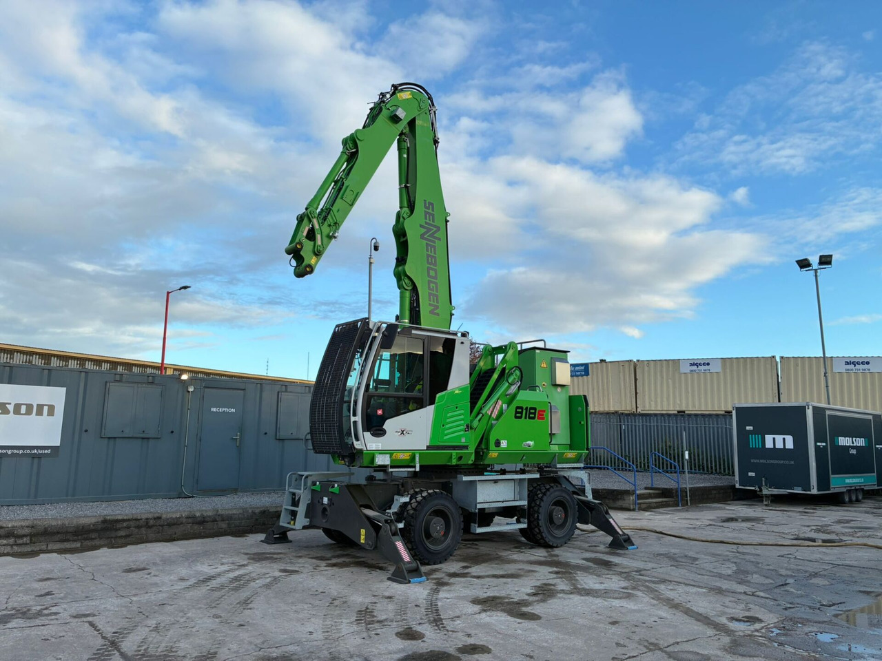 Sennebogen 818E - Manipulador de materiales: foto 1 Sennebogen 818E - Manipulador de materiales: foto 1