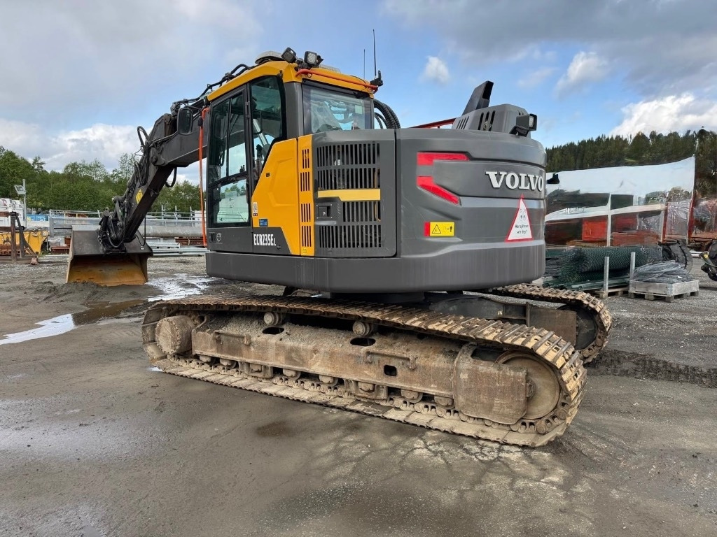 Volvo ECR 235 E - Excavadora de cadenas: foto 1 Volvo ECR 235 E - Excavadora de cadenas: foto 1
