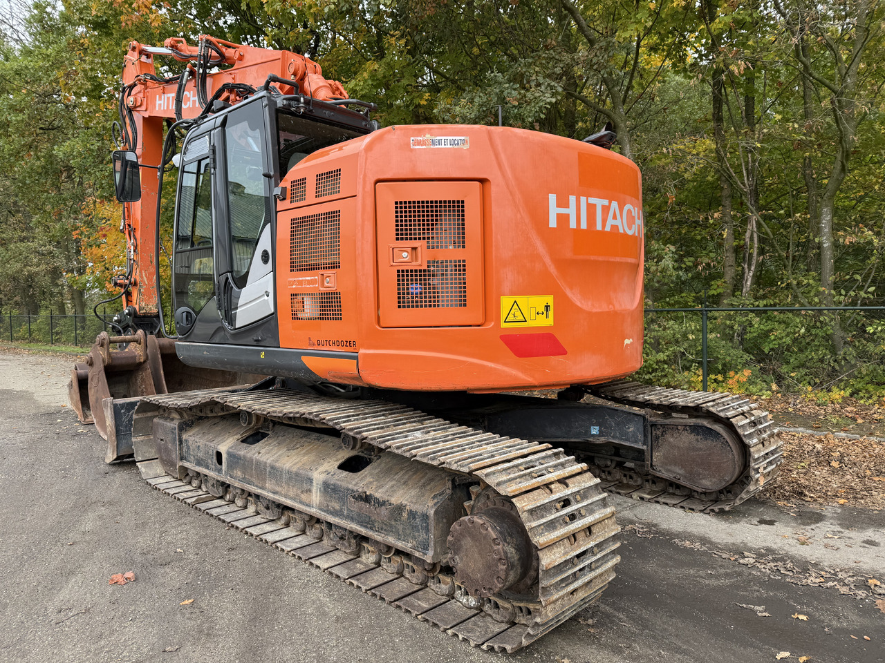 Hitachi ZX225USLC-6 - Excavadora de cadenas: foto 3 Hitachi ZX225USLC-6 - Excavadora de cadenas: foto 3